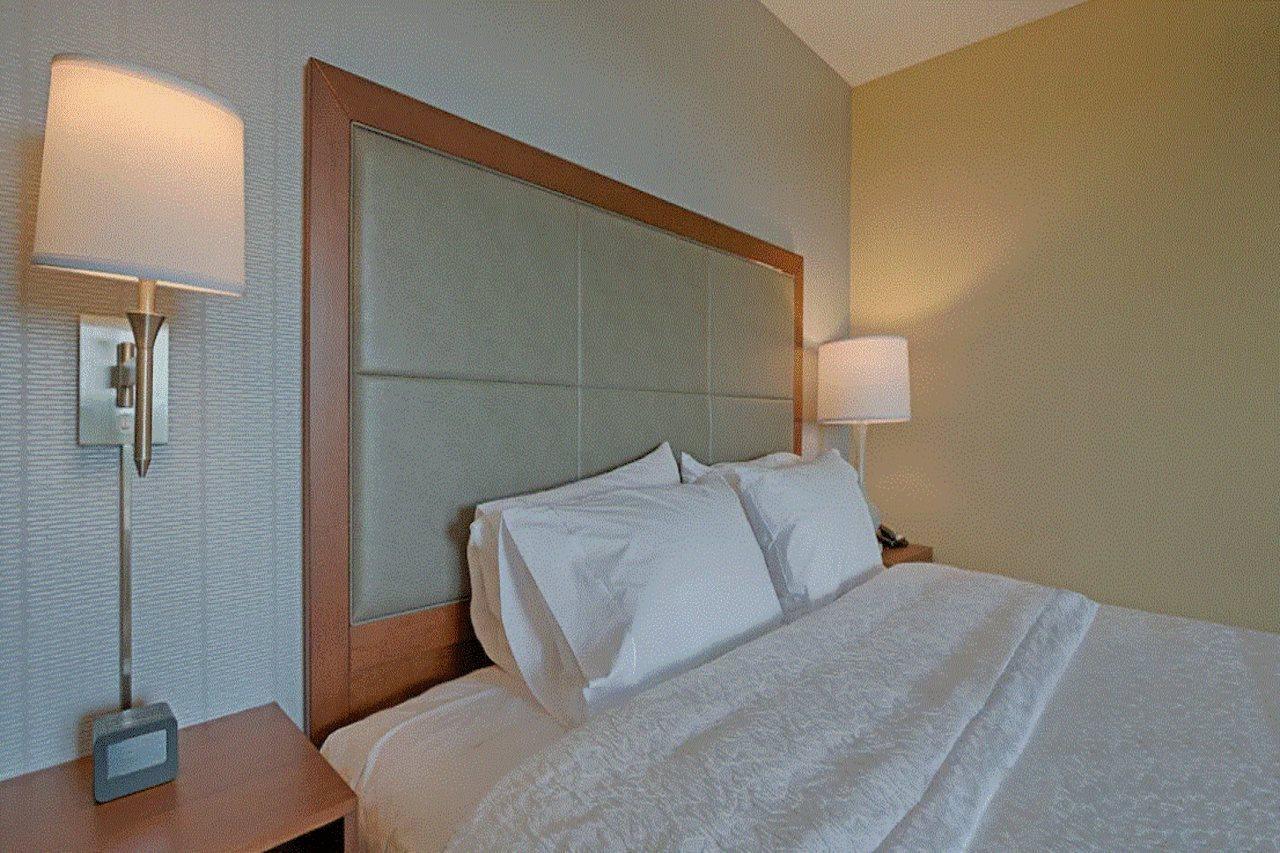 Hampton Inn&Suites Cazenovia, NY Buitenkant foto