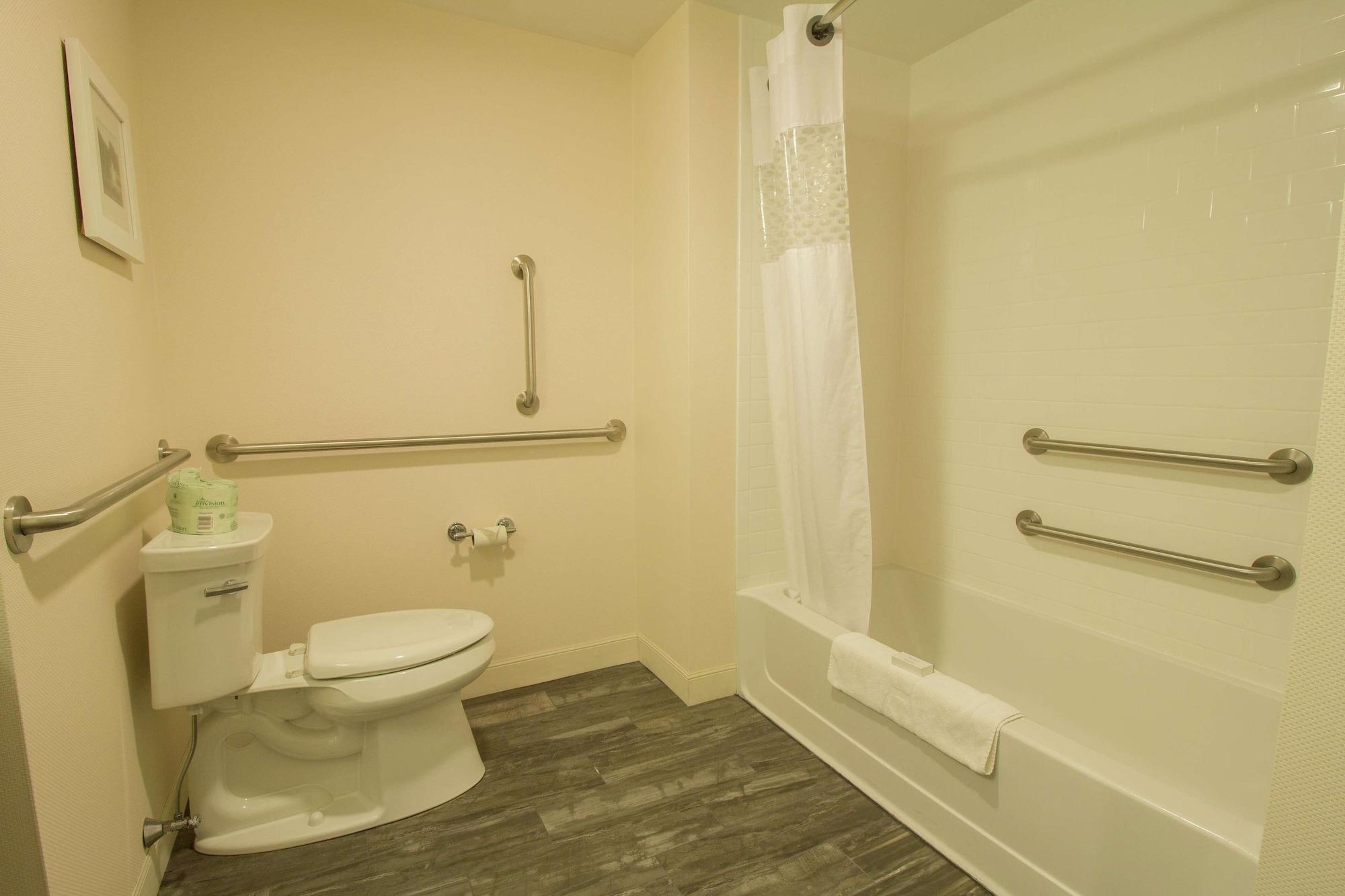 Hampton Inn&Suites Cazenovia, NY Buitenkant foto
