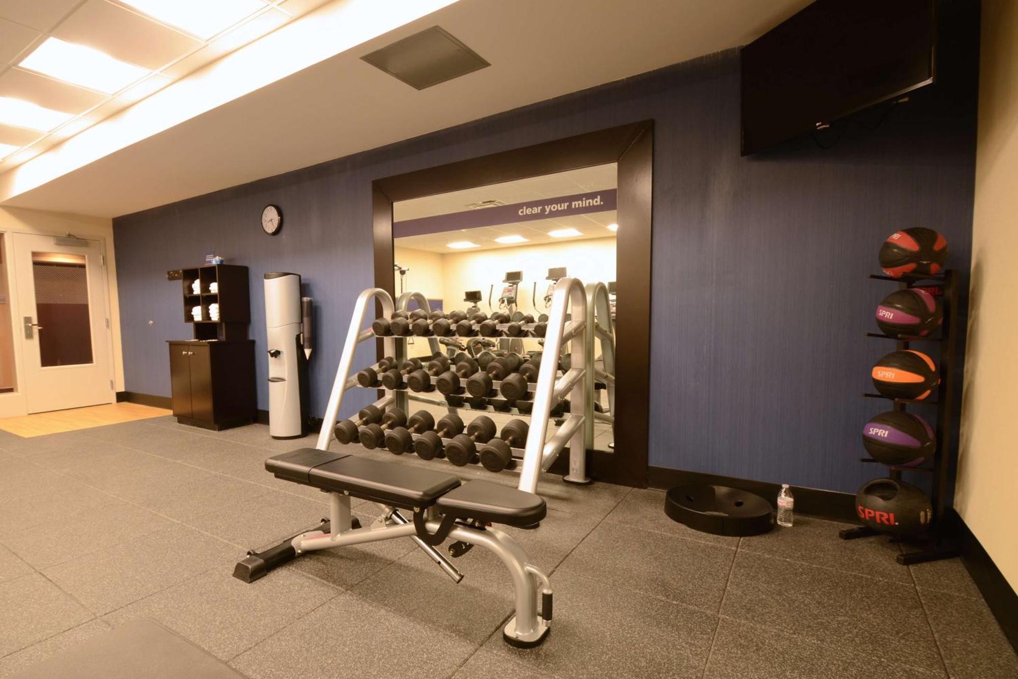 Hampton Inn&Suites Cazenovia, NY Buitenkant foto