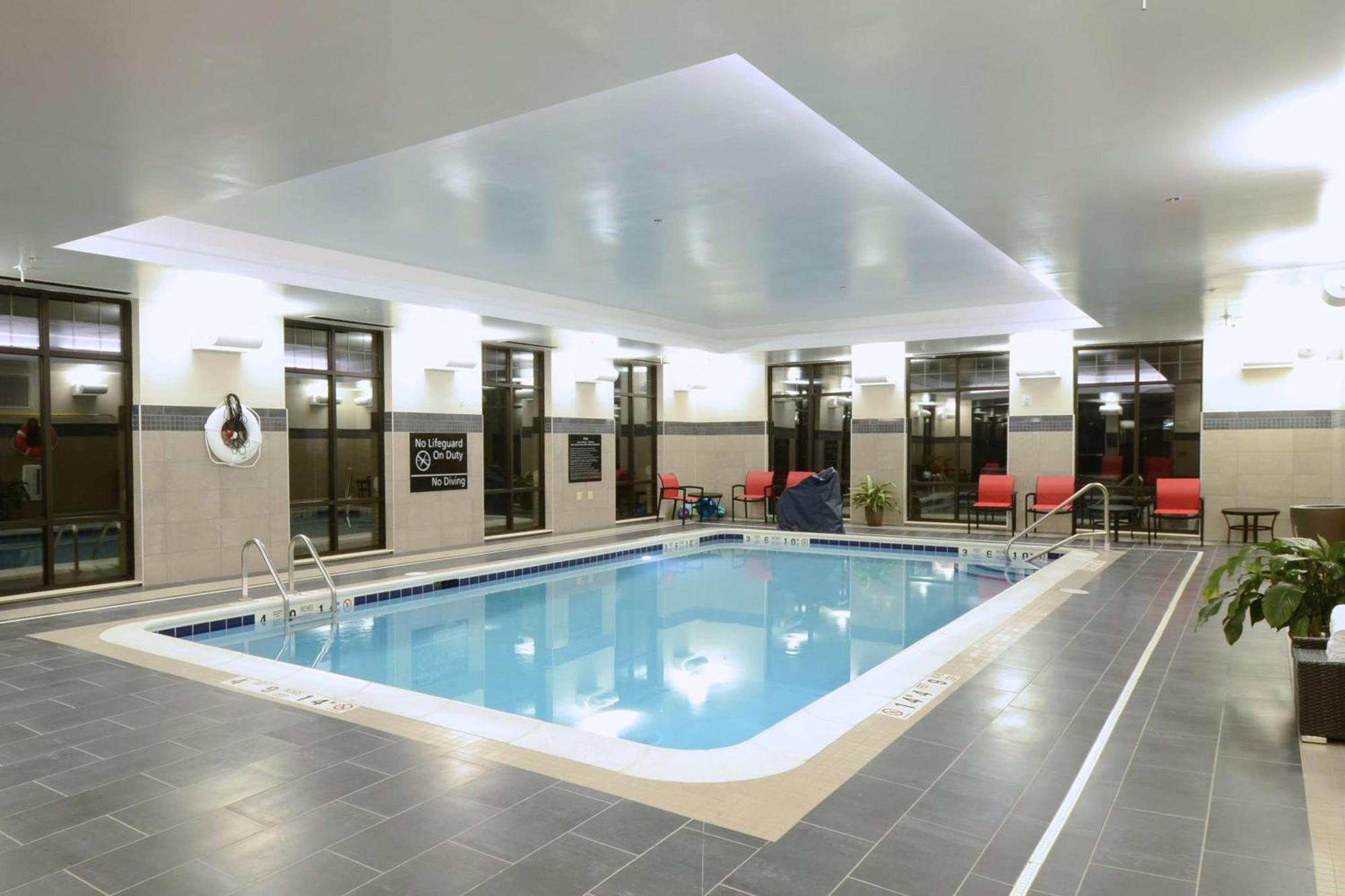 Hampton Inn&Suites Cazenovia, NY Buitenkant foto